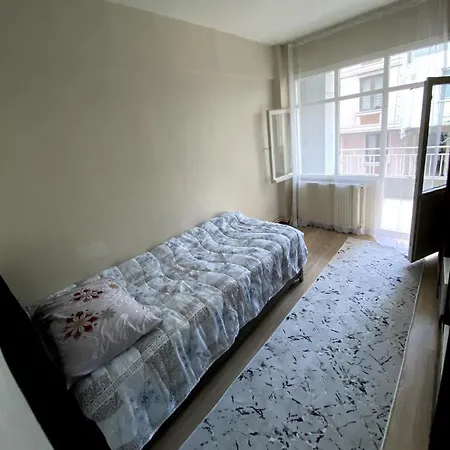 Apartment Great Location, 2 Bedrooms,cevahir Mall *