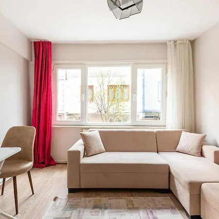 Great Location, 2 Bedrooms,cevahir Mall Apartment *